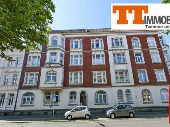 TT bietet an: Herrlich wohnen auf ca. 158 m² in einer Wohnung im Hochparterre nahe dem Bontekai!