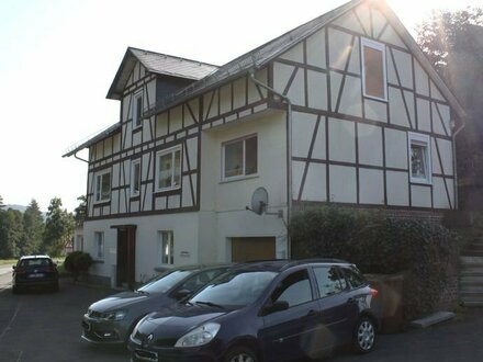 Wohnhaus mit vielen Möglichkeiten und Einliegerwohnung in Bad Laasphe-Ortsteil