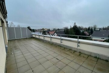 Schickes 2-Zimmer-Penthaus mit TG-Stellplatz und großer Dachterrase