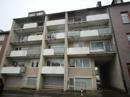 Wohnung- Balkon und wenn gewünscht auch Garage