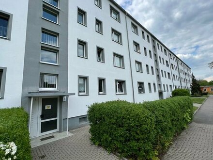 Bitterfeld-Wolfen ! Moderne 4 ZKB Wohnung mit Balkon