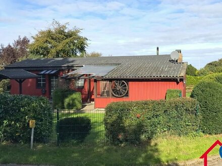 Schwedenrotes Wochenendhaus in Hohenfelde an der Ostsee