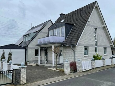 Ein Traum für zwei! Einfamilienhaus mit Garten, Terrasse, Balkon und Garage in bevorzugter, ruhiger Wohnlage!