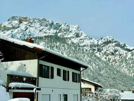 Der mystische Untersberg zum "Greifen nah" - Wohnen zwischen Salzburg und Berchtesgaden