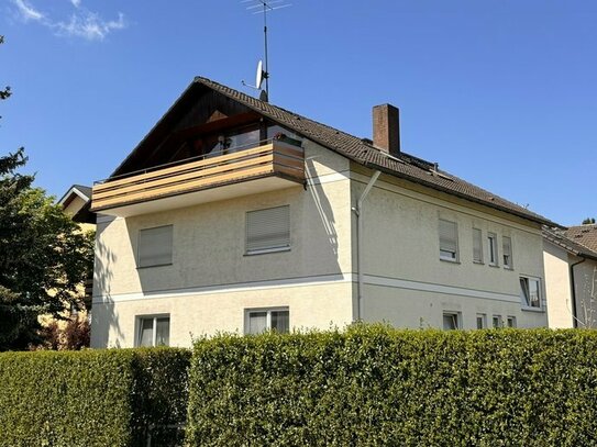 Kippenheim: Großzügiges 3-Familienhaus mit Einliegerwohnung und zwei Garagen