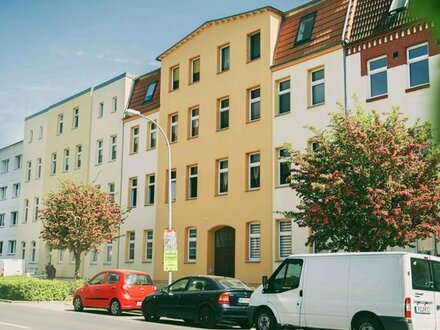 Geräumige Altbauwohnung mit Charme!