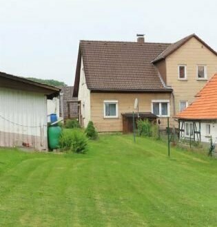 Provisionsfrei - Einfamilienhaus mit großem Grundstück in Großalmerode