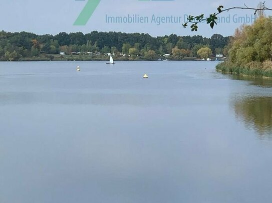 Wohnen wo andere Urlaub machen ! Attraktiver, energieeffizienter Bungalow (Neubau 2022) am Niegripper See.
