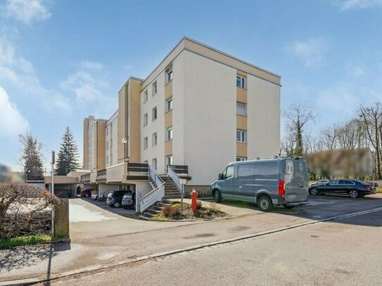Memmingen: Vermietete 3-Zimmer-Wohnung mit Balkon, Stellplatz und Kellerabteil