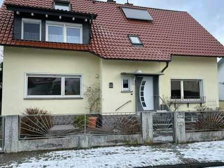 2 Familienhaus mit Garten in ruhiger Wohnlage von Obertshausen zu verkaufen !