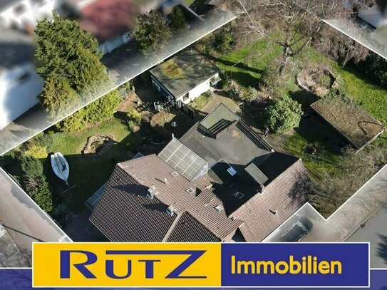 Delmenhorst-Deichhorst | Großes Eck-Grundstück mit Altbestand in toller Lage