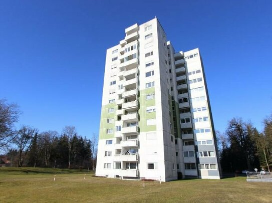 Sofort beziehbare 100 qm Wohnung mit Bergblick!
