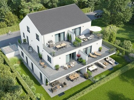 KfW 40 (EH) barrierefreie EG-Wohnung mit überdachter Terrasse und großem Garten