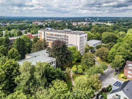 Großflächige, attraktive Bürofläche | viele Stellplätze | voll klimatisiert