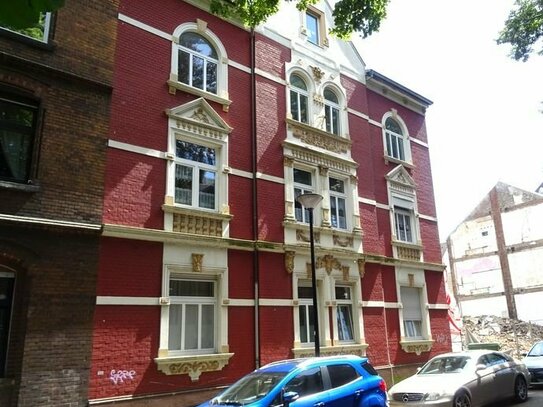 Vollständig sanierte 4,5-Zimmer-Wohnung mit Balkon im 2. OG eines 4-Familienhauses in Hagen-Haspe zu vermieten