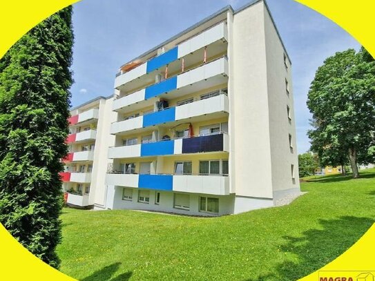 VS-Villingen / Moderne 3-Zimmer-Wohnung mit sonnigem Balkon und Garage