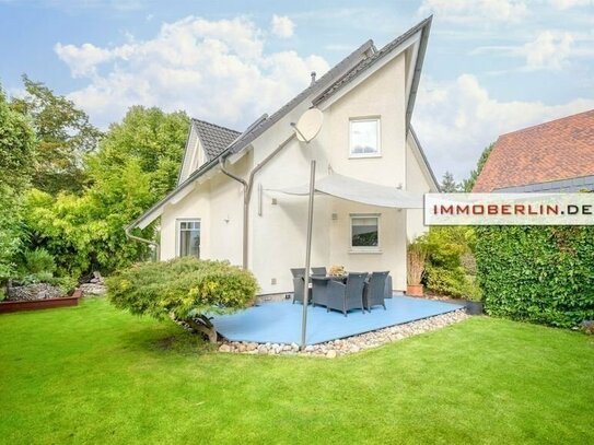 IMMOBERLIN.DE - Attraktives Einfamilienhaus mit Sonnengarten in gefragter Lage