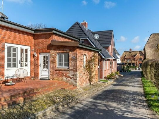 Moderne 3-Zimmer-Maisonette-Wohnung im Friesenhaus!