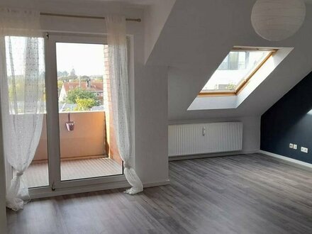 Zentrale Wohnung mit Stellplatz und Balkon in Bahnhofsnähe