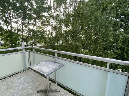 Freundliche 2,5-Zimmer-Wohnung mit Balkon und Einbauküche in Darmstadt