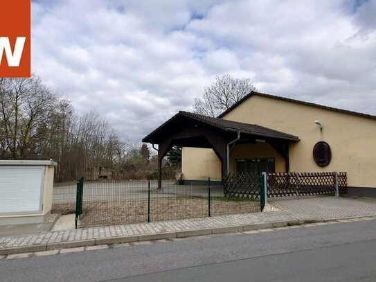 Verkaufs und Lagerhalle mit Freifläche - Top Zustand - viele Nutzungsmöglichkeiten & teilbare Flächen