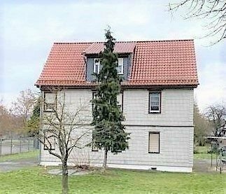 Großes Einfamilienhaus mit Garten in Heldrungen