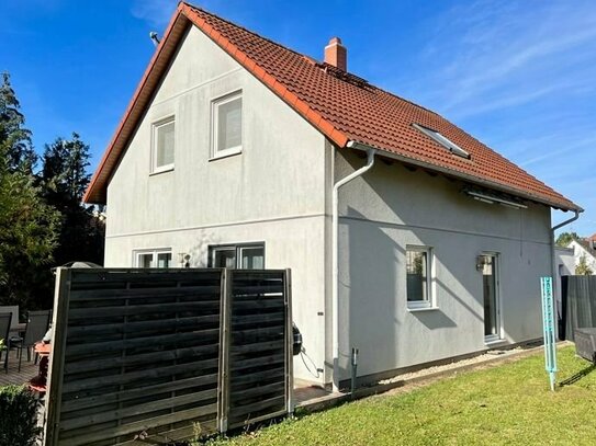 Der Traum für die Familie! Einfamilienhaus mit großem Grundstück in Sünching!