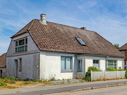 Charmantes Einfamilienhaus mit großem Grundstück in Barsbek