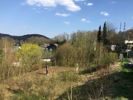 Schöne, sonnige Grundstücke in Siegen-NIEDERSCHELDEN mit top Fernsicht !!