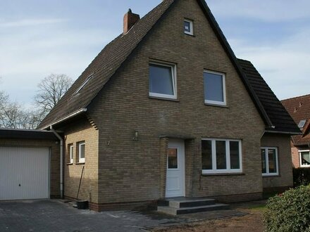 Besichtigung eines top sanierten Einfamilienhaus in Edewecht. Hinter der Kirche am 21.04.24 von 11°°-13°° Uhr