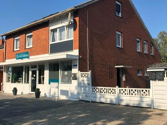 Saniertes MFH / Wohn- und Geschäftshaus zentral in Emden mit 2x Wohnungen u. 1x Gewerbe im EG