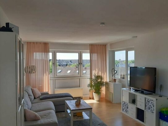 Schöne 3-Zimmer-Wohnung mit Weitblick über Hochkirchen/Rondorf