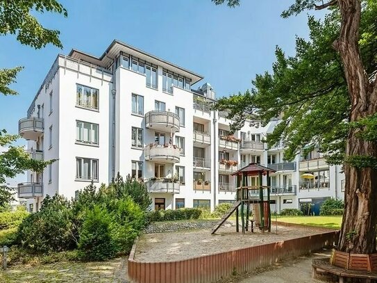 2-Raum-Wohnung mit Balkon und EBK in Berlin-Weißensee