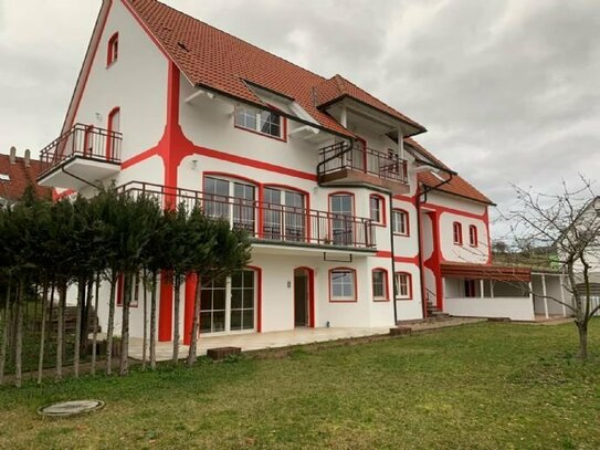 Wohnhaus für gehobene Ansprüche inkl. vermietete Einliegerwohnung im Großraum Rothenburg (Diebach)