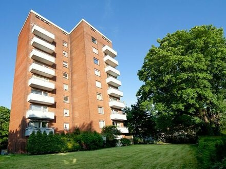 Erdgeschosswohnung mit Vollbad, Einbauküche und Terrasse in Schiffbek!