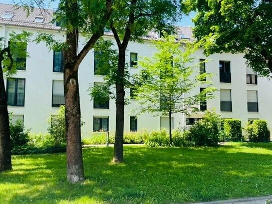 Familienwohntraum in München-Ludwigsfeld 3,5 Zimmerwohnung mit Gartenanteil und Garage