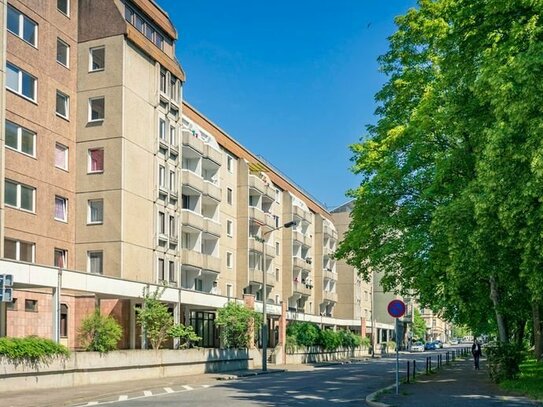 3-Raum-Wohnung mit Balkon direkt am Schillerplatz