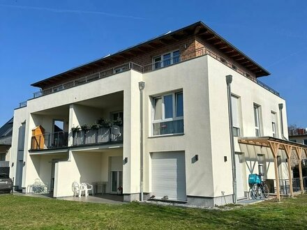 Mehrfamilienhaus mit Penthouse und 360-Grad-Balkon in Berlin