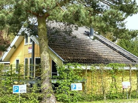 wunderschön gelegenes modernisiertes FH in ruhiger Lage zum Müritz Nationalpark. Alleinstehend!