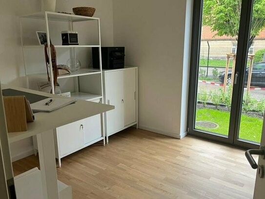 NEUBAU! Schöne 4-Zimmer-Wohnung mit Terrasse und Gartenanteil