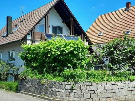 Großzügiges EFH mit Garten, kleinem Schopf, 3 Stellplätze in super Lage in OG/Weier