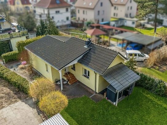 Modernisierter Bungalow auf hinterem Teil eines großen Grundstücks in Birkenwerder