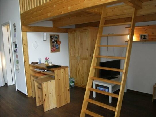 außergewöhnliches (Studenten)Apartment mit 30+8 qm, zentral zu allen Unis gelegen, komplett möbliert ab sofort von priv…