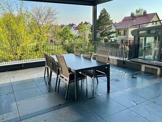 *Luxus pur !!! Exklusive 5-Raum Wohnung mit traumhafter Terrasse, großen Wintergarten und 2 Kaminen**