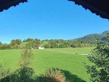 Traditionelle Doppelhaushälfte in schöner Lage Nähe Garmisch in mitten der bekannten Zugspitzregion