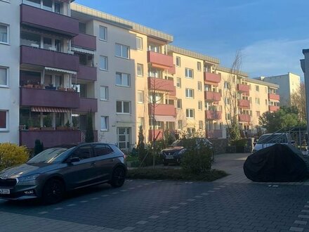 Neu sanierte 2 Zimmerwohnung, zentral und trotzdem ruhig gelegen