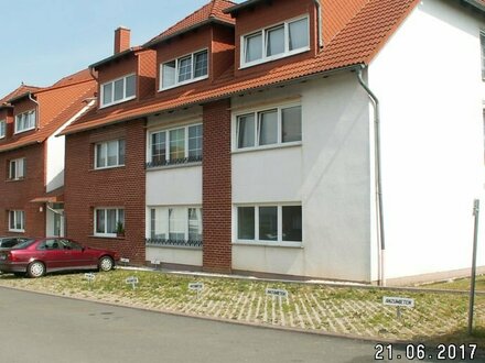 1-Raum-Wohnung mit Küchenzeile und Terrasse im Grünen