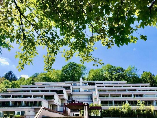4,5-Zimmer-Stadtwohnung direkt neben dem Wald, in einem der schönsten Terrassenhäuser von Stuttgart