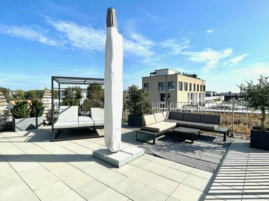 Frei - Penthouse mit Panorama-Dachterrasse und 2 TG-Stellplätzen