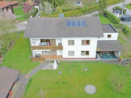 Hanghaus mit traumhaften Ausblick und großem Garten!